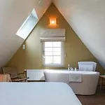 Les Terrasses Des Falizes Bed & Breakfast 4*