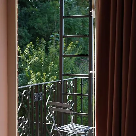Bed & Breakfast Les Terrasses Des Falizes 4*