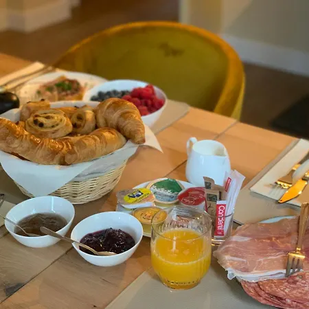 Les Terrasses Des Falizes Bed & Breakfast Rochefort