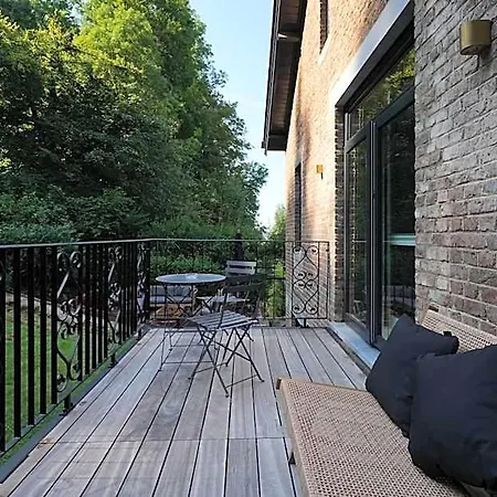 Les Terrasses Des Falizes Frühstückspension 4*